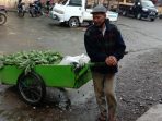 Kisah Penjual Sayur Keliling di Manggarai, Sukses Sekolahkan Anak Jadi Sarjana