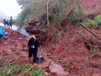 Jalan Tertimbun Longsor, Jalur Labuan Bajo-Noa Lumpuh Total