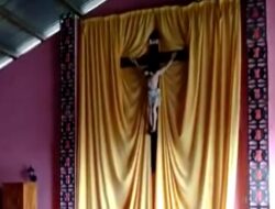 Gereja di Lembata Dihantam Banjir, Patung Yesus dan Bunda Maria Tetap Utuh