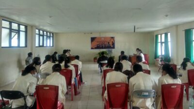 Sambut HUT Ke-18, Prodi PGSD Unika St. Paulus Ruteng Selenggarakan Lomba Debat