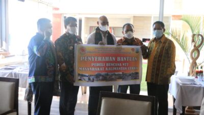 Pemprov Kaltara Serahkan Bantuan Rp100 Juta untuk Korban Bencana Seroja di NTT