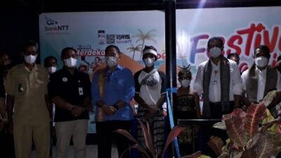 Tanda Kasih Bank NTT untuk Sanggar Tari Lendo Tuamese