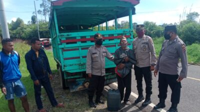 Jelang Nataru, Polisi Sita Sejumlah Jerigen Berisi Miras di Manggarai