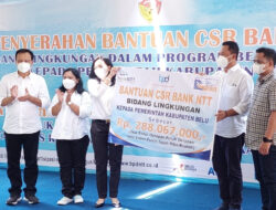 Dirut Bank NTT Raih Penghargaan Top Leader on CSR 2022