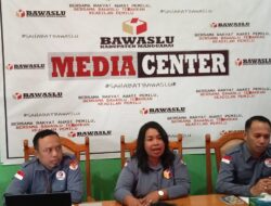Bawaslu Manggarai Launching Aplikasi “Jarimu Awasi Pemilu”
