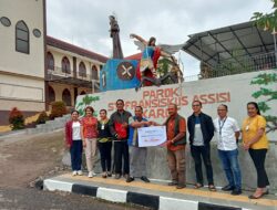 Serahkan Bantuan untuk Paroki Karot-Ruteng, Bank NTT: Ini Bentuk Kepedulian Terhadap Pembangunan Gereja