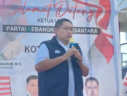 Anas Urbaningrum Ingatkan Kader PKN NTT untuk Loyal kepada Rakyat