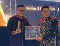 Kantor Pengacara Fransisco Bessi and Partners Terima Piagam Penghargaan dari KADIN NTT