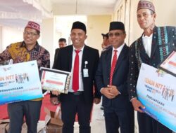 Peringati HUT ke-79 RI, Bank NTT Ruteng Apresiasi Kelompok Tani Lewat Tabungan TENUN