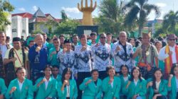 Wagub NTT Johni Asadoma Pimpin Apel Peringatan Hardiknas di UPG 1945 NTT