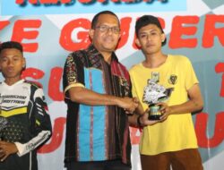 Gubernur NTT Tutup Kejurda Drag Bike 2025 di Sumba Timur: Sport Tourism dan UMKM Tumbuh Bersama