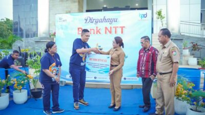 Kolaborasi Bank NTT dan Pemkab SBD, Hadirkan Tempat Sampah, Dukung Program Kebersihan Lingkungan
