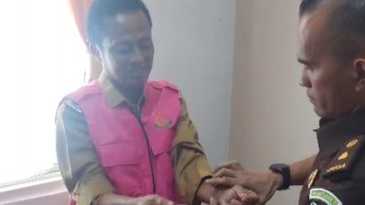Jaksa Tahan dr. Robert Amheka Terkait Dugaan Korupsi Dana BOK Puskesmas Kabupaten Kupang