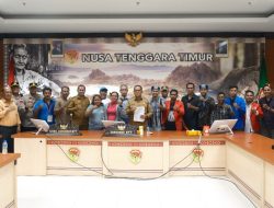 Melki-Johni Dialog Bersama Sopir Pikap, Ada Penyesuaian Regulasi Demi Kesejahteraan Rakyat NTT
