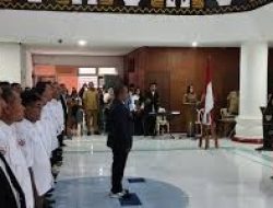 Wali Kota Kupang Lantik Pengurus Karang Taruna 2025–2030, Serukan Aksi Nyata untuk Kota
