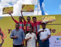 Pembalap Filipina John Sarmiento Menangi Etape 8 Tour De EnTeTe 2025