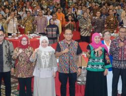 Khofifah: KUB Bank Jatim dan Bank NTT Sudah Sesuai Regulasi OJK