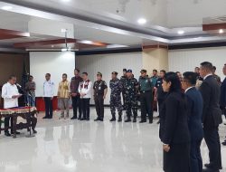 Gubernur Melki Laka Lena Resmi Lantik Komisaris dan Direksi Bank NTT Masa Bakti 2025-2030