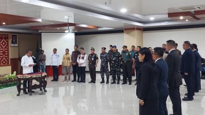 Gubernur Melki Laka Lena Resmi Lantik Komisaris dan Direksi Bank NTT Masa Bakti 2025-2030