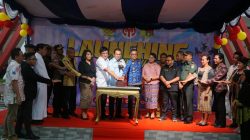 Perkuat Ekosistem Ekonomi Perbatasan Indonesia-Timor Leste, Gubernur Melki Luncurkan NTT Mart di Atambua