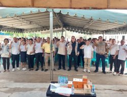 Anggota DPR RI Dr. Umbu Rudi Kabunang Beri Kuliah Umum di Stikes Nusantara Kupang