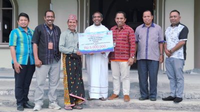 Bank NTT Kembali Salurkan Bantuan untuk Pembangunan Gereja Paroki Iteng