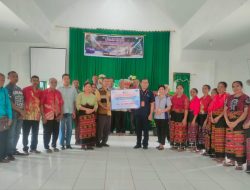 Bank NTT Salurkan CSR untuk Dua Gereja di Alor