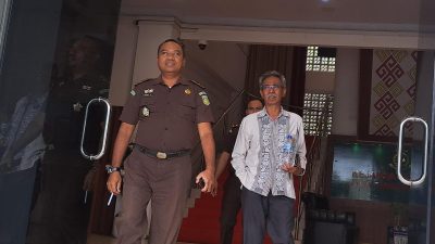 Rihi Heke Diperiksa Jaksa dalam Kasus Dugaan Korupsi Modal Usaha Pabrik Rumput Laut