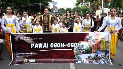Semarak Pawai Ogoh-Ogoh di Kupang, Wali Kota Gaungkan Nilai Keberagaman