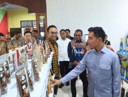 Gibran Ajak Warga Belanja di NTT Mart, Melki Dorong Produk Lokal Tembus Pasar Nasional
